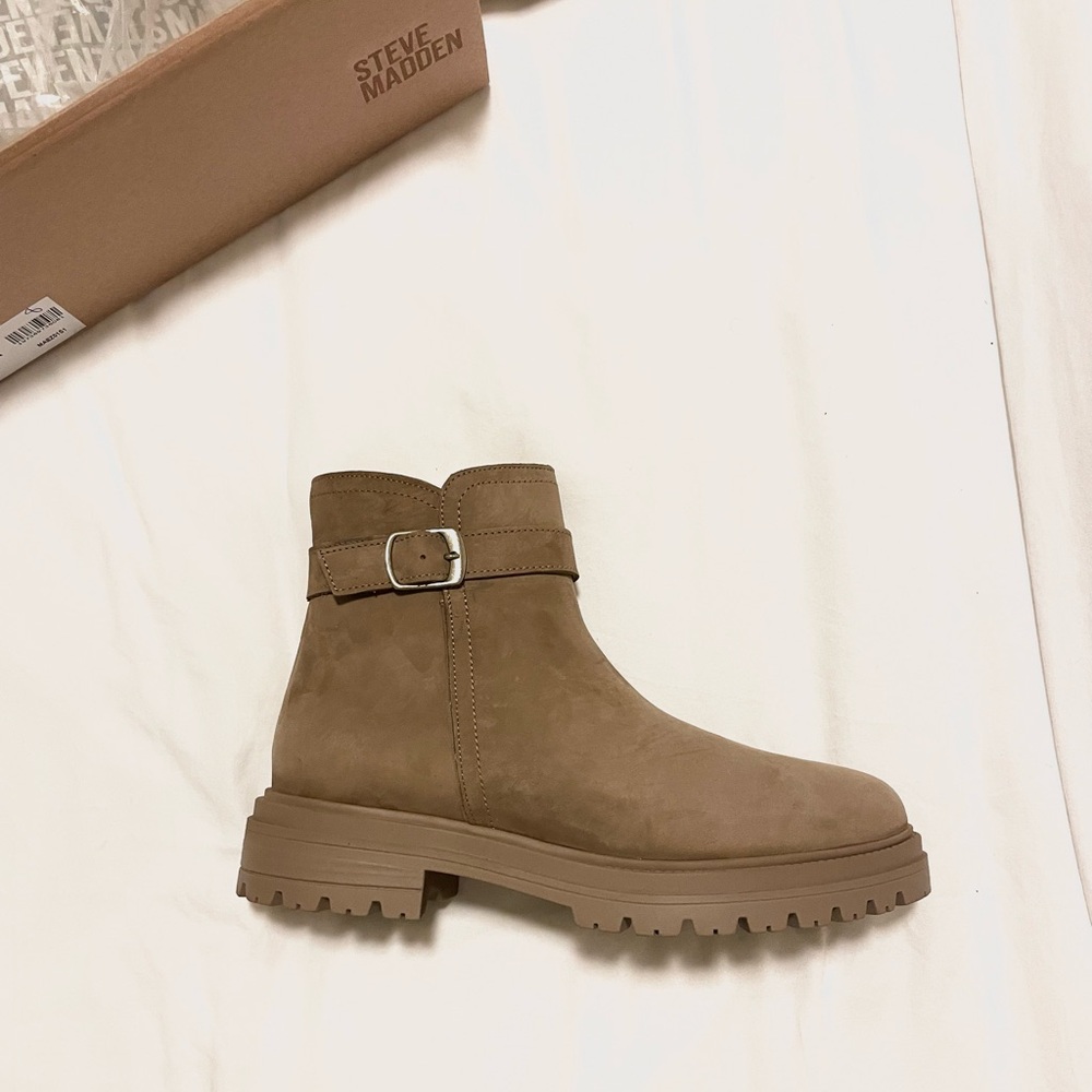 ⚡️NWT⚡️[Steve Madden] Boot Tan Nubuck